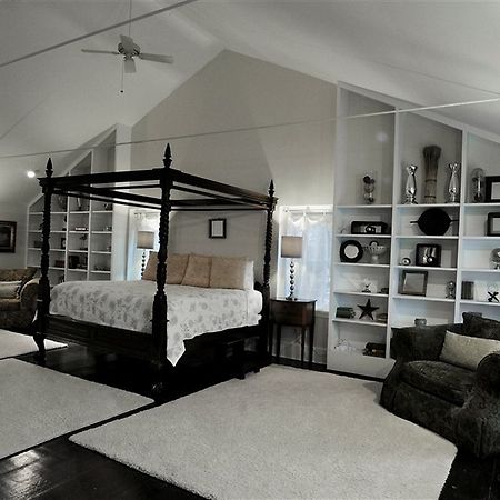 Buttermilk Falls Inn & Spa Milton Buitenkant foto