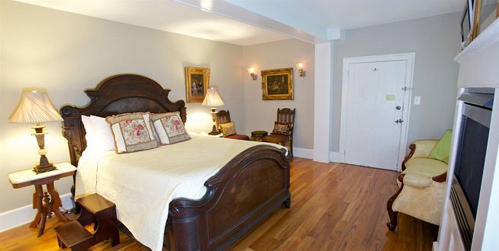 Buttermilk Falls Inn & Spa Milton Buitenkant foto